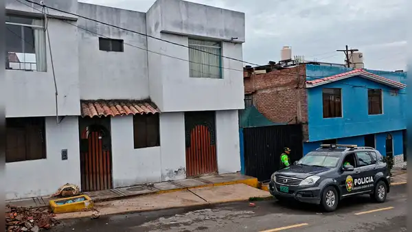 Encuentran a mujer sin vida en inmueble de Arequipa: presunto agresor huyó del lugar