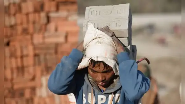 Trabajo forzoso persiste en Perú: casi 400 denuncias concentradas en Callao, Puno, Loreto y Lima