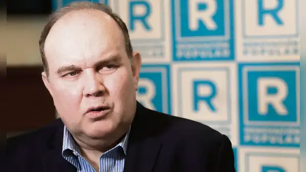 El día que Rafael López Aliaga propuso "hoteles de cinco estrellas" para niñas violentadas sexualmente