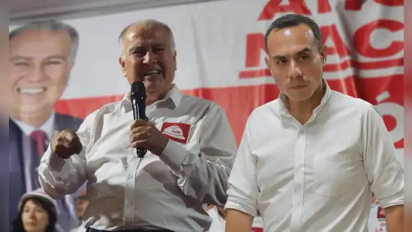 Alfonso López Chau pide renuncia de José Jerí y respalda censura en el Congreso