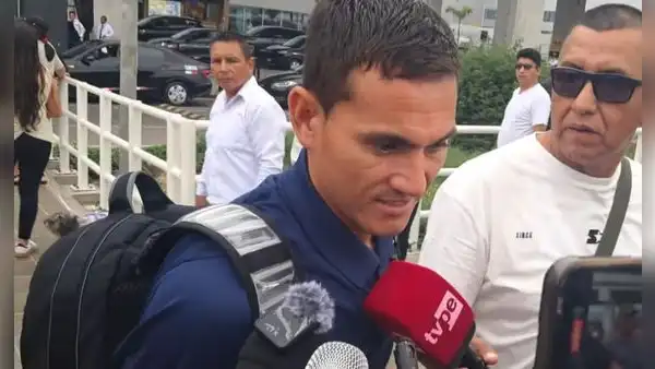 Jairo Vélez incómodo por constantes reclamos de la hinchada de Alianza Lima: “Hay cosas que no las entiendo”