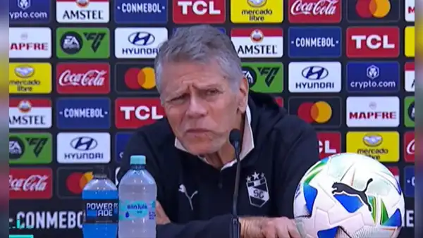 Paulo Autuori explotó tras ser insultado por los hinchas de 2 Mayo en empate contra Sporting Cristal: "Yo tengo 2 Libertadores y 1 Mundial de Clubes"