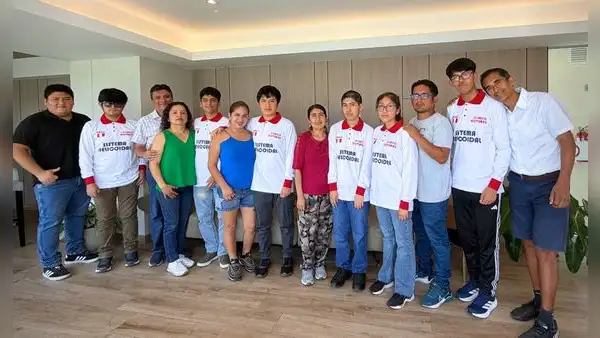 Un solo colegio de Lima logra seis de los ocho primeros puestos en el examen de admisión de la UNI con original método