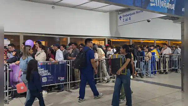 Demoras en el Metropolitano: congestión en Plaza Ramón Castilla retrasa hasta 12 minutos las rutas A y C en ambos sentidos
