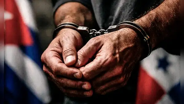 Detienen en Cuba a 10 panameños por "confeccionar letreros con carácter subversivo" contra el Gobierno