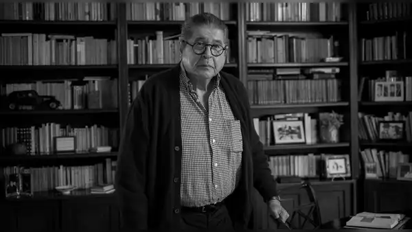 Hola Alfredo, ¿estás ahí?, por Juan Cruz
