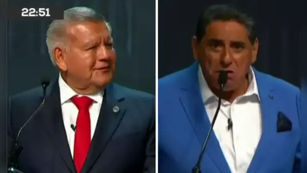 Carlos Álvarez y su parodia a César Acuña: así fue su imitación al cierre del debate