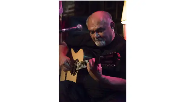 El hechizo del guitarrista Lucho González (1946-2026)