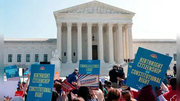 Corte Suprema de Estados Unidos debate si limitar ciudadanía por nacimiento en polémico plan de Donald Trump