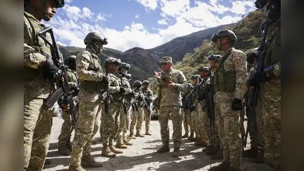 Intensifican operaciones de combate contra el narcotráfico y minería ilegal en Pataz y Putumayo