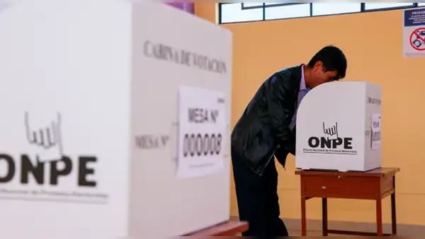 Encuesta presidencial del IEP: un 30% aún no decide su voto a 9 días de las elecciones