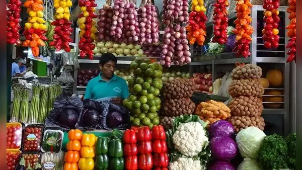 Inflación de alimentos supera el 4% y es más que el índice general: ¿Qué está detrás de esta mayor alza, según el BCR?