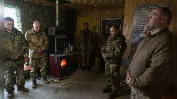 Rusia y Ucrania inician una tregua de 32 horas por la Pascua ortodoxa e intercambian prisioneros en medio de tensiones