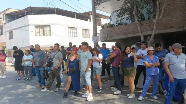 Elecciones 2026 se empañan por demora en instalación de mesas: material electoral no llega a locales de votación