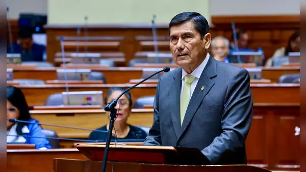 Congreso otorga voto de confianza al Gabinete de Luis Arroyo