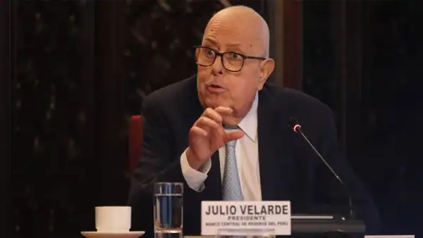 Julio Velarde afirma que "en principio no" continuaría en el BCRP: "la autonomía se mantiene"