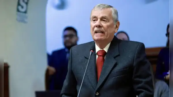 Fernando Rospigliosi aseguró que hoy el MEF realizará el pago para la adquisición de aviones F-16