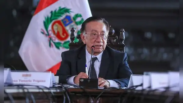 Moción de censura a José María Balcázar responde a disputa política por el control del Ejecutivo