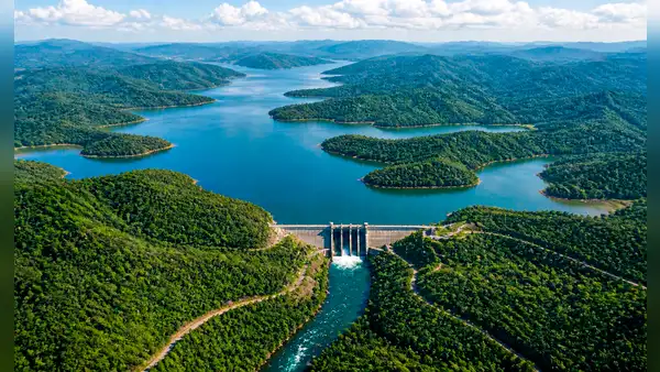 Un 'lago artificial' será construido cerca de Sudamérica para asegurar agua en una vía comercial clave en 2027, imitando a China