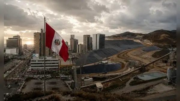 Economía peruana creció 3,2% en marzo: construcción se disparó, pero minería retrocedió ante crisis del gas