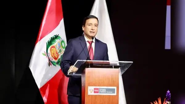 “Tenemos que atacar a la corrupción y a la burocracia”, dice ministro de Justicia