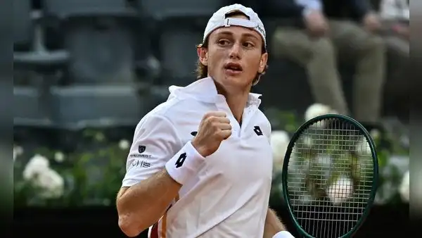 Ignacio Buse sigue haciendo historia en el ATP 500 de Hamburgo: ganó a Ugo Humbert y clasificó a la semifinal