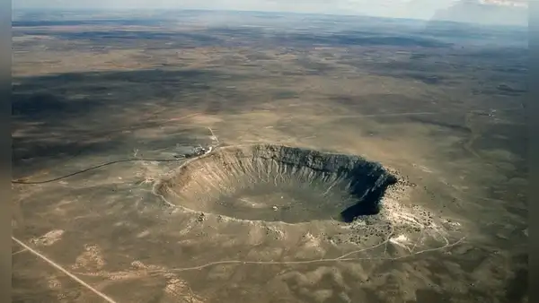 Científicos descubren en Japón una capa geológica que muestra el impacto del asteroide que extinguió a los dinosaurios