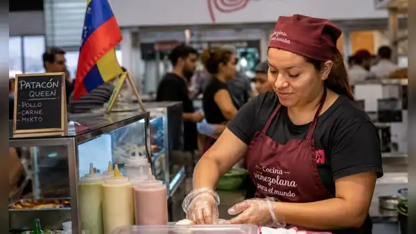 Banco Mundial: más del 80% de venezolanos en Perú participa activamente en la economía y aporta cerca de US$530 millones al año