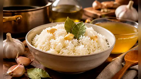 Los mejores chefs revelan el secreto del arroz blanco: no se hace solo con agua, incluye 3 ingredientes más