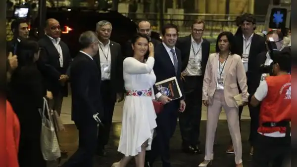 Jean Ferrari, Director General de la FPF, integra equipo técnico de Fuerza Popular y reaparece cerca del entorno de Keiko Fujimori