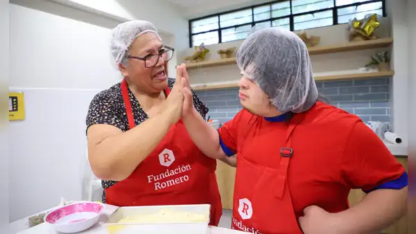 Katy Luna, la maestra que desde hace 39 años forma a menores con discapacidad: "Verlos salir adelante es el mejor premio”