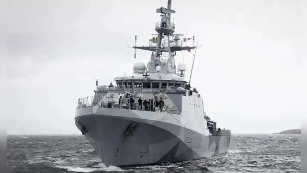 Argentina denuncia al Reino Unido por el paso de un buque militar británico en aguas bajo su jurisdicción