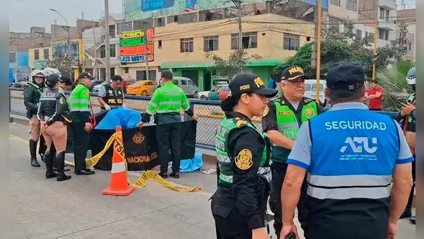 Motociclista atropella a adulto mayor de 88 años tras invadir carril exclusivo del Metropolitano en Comas