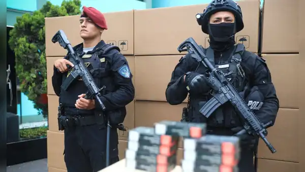 Mininter gastará US$304 millones en 59.000 pistolas y 50.000 fusiles