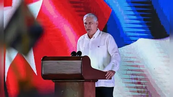 Presidente de Cuba, Miguel Díaz-Canel, acusa a EE. UU. de intentar "apropiarse" de la isla con una "política genocida"