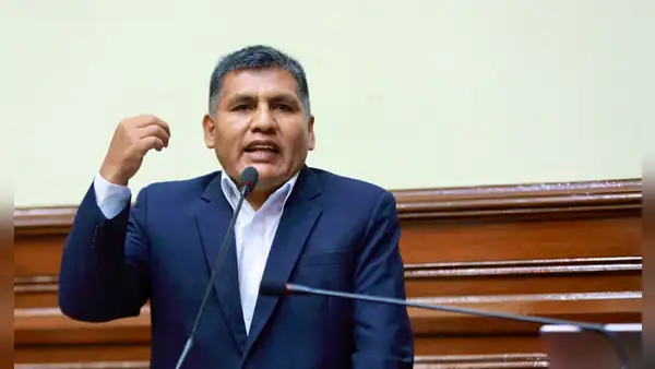 Jaime Quito alerta sobre pedido de facultades del Ejecutivo: "Pretenden quitar derechos laborales"