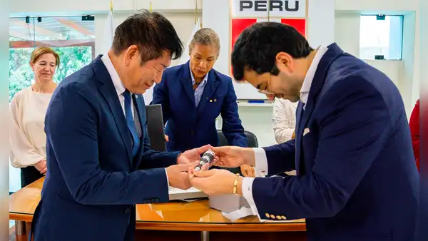 Visita ilustre: Comite Olímpico Peruano recibió al presidente de la Federación Internacional de Gimnasia, Morinari Watanabe