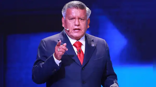 Poder Judicial condena a César Acuña a un año y medio de prisión suspendida