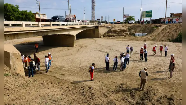El nororiente del Perú podría quedar incomunicado por riesgo de colapso del puente La Leche, alerta gobernador