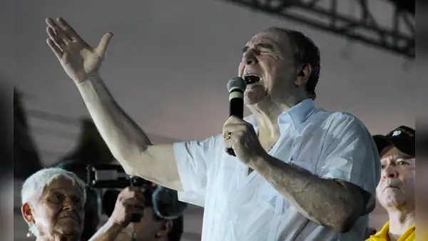 Ordenan la detención del expresidente ecuatoriano Abdalá Bucaram por caso de presunta delincuencia organizada