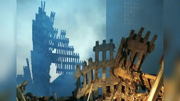 Septiembre de 2001: el mundo se está acabando, por Eduardo González Viaña