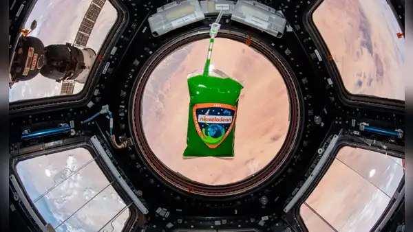 En 2019, Nickelodeon envió su slime verde al espacio para ayudar a la NASA en el estudio de un comportamiento físico que solo ocurre en microgravedad