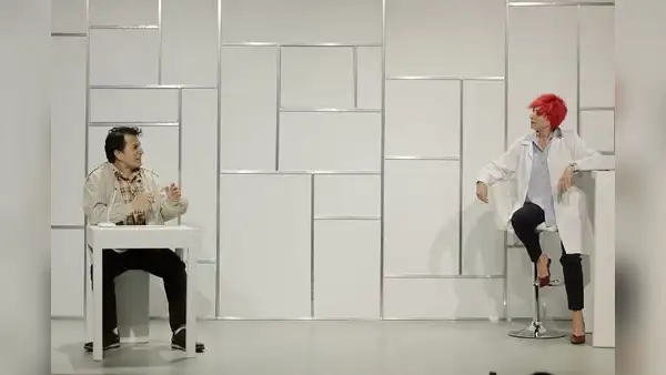 'I.D.I.O.T.A.': El humor como lección de supervivencia