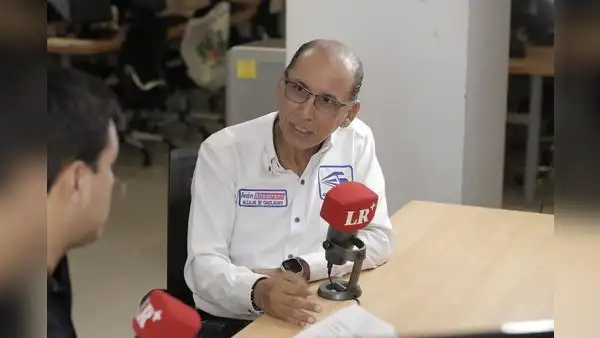 "Modernizaremos totalmente el sistema de agua y desagüe", promete candidato a Chaclacayo por Avanza País Iván Altamirano