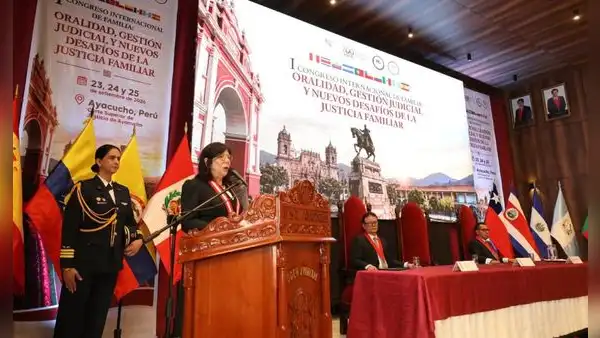 Corte del Santa participa en I Congreso Internacional de Familia en Ayacucho