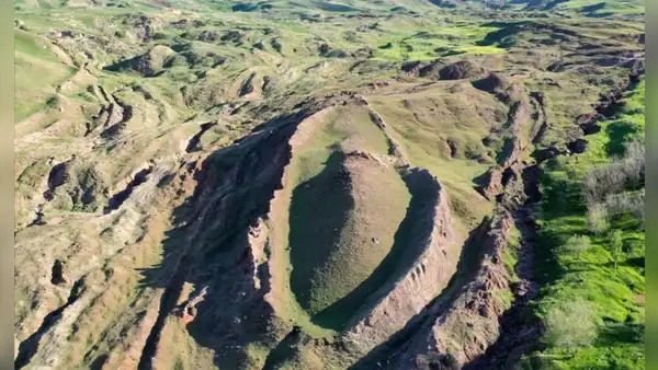 Investigadores inician excavaciones en el lugar donde se cree que está el Arca de Noé en Turquía