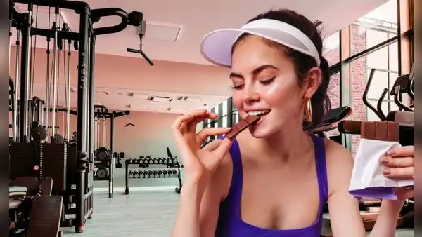 ¿Quieres hacer más repeticiones en el gimnasio? Un estudio descubrió que oler chocolate antes de entrenar podría ser suficiente