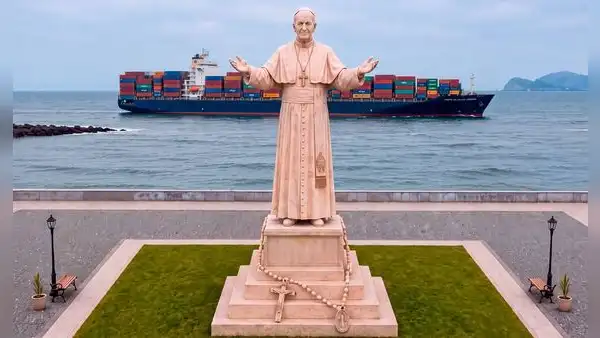 Un legado que permanece: Caja Huancayo financia escultura monumental del Papa León XIV en el Callao