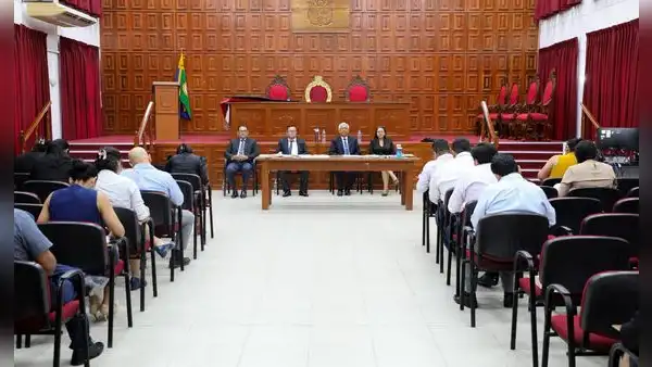 Tumbes: postulantes a jueces supernumerarios rinden examen de conocimientos