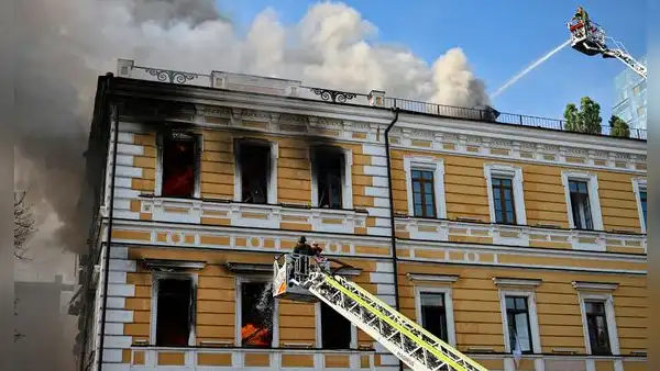 Ataque masivo de Rusia contra Kiev deja muertos y daños en la infraestructura energética de Ucrania antes de la llegada del invierno